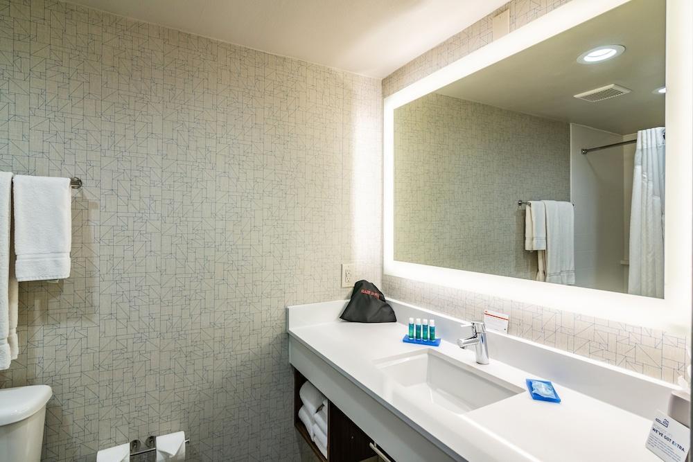 Fairfield & By Marriott 3*