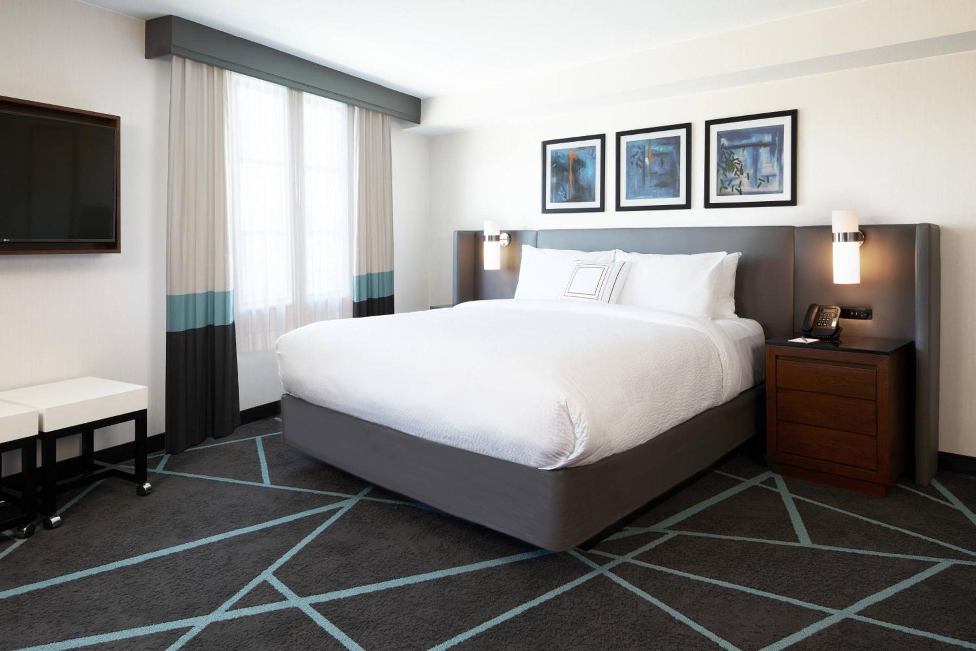 Fairfield & By Marriott 3*