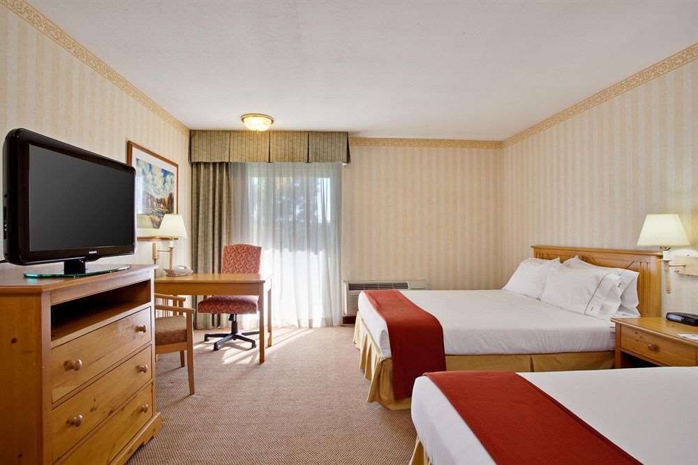 Fairfield & By Marriott 3*
